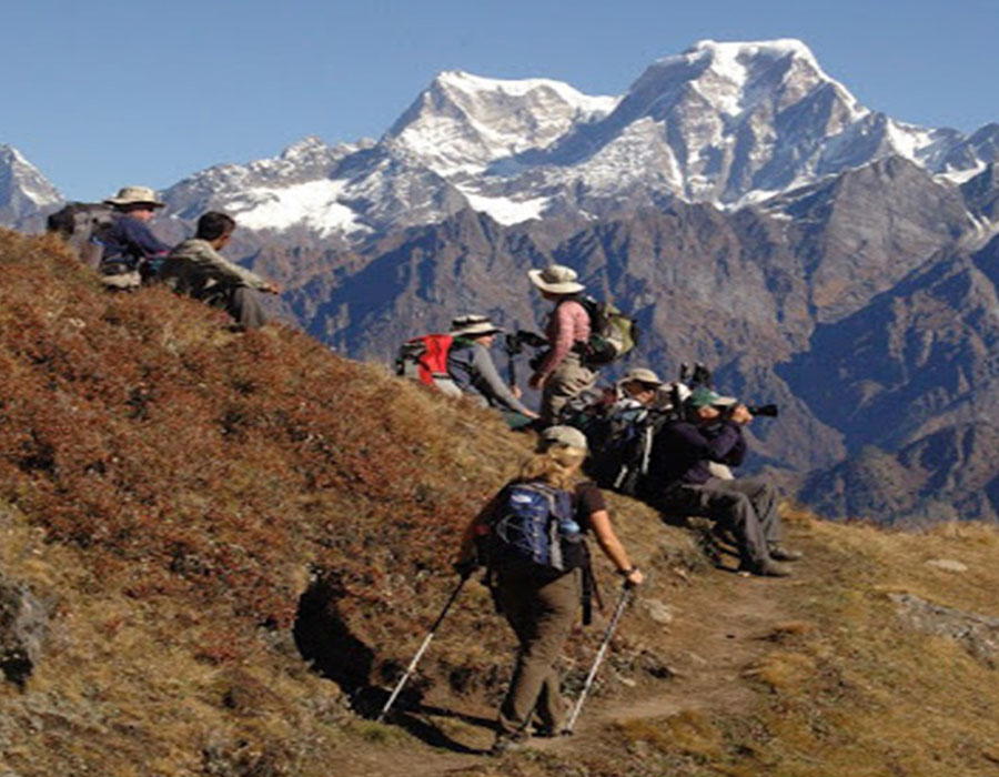 shrikhand mahadev trek in december